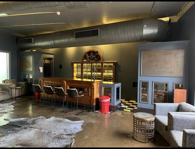 BUSINESS PROPERTY TO RENT IN NORTHGATE ISLAND